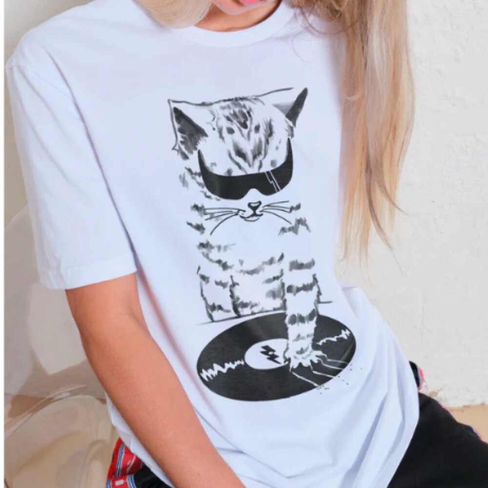 DJ Scratch T-Shirt, Funny Cat Lovers T-shirt